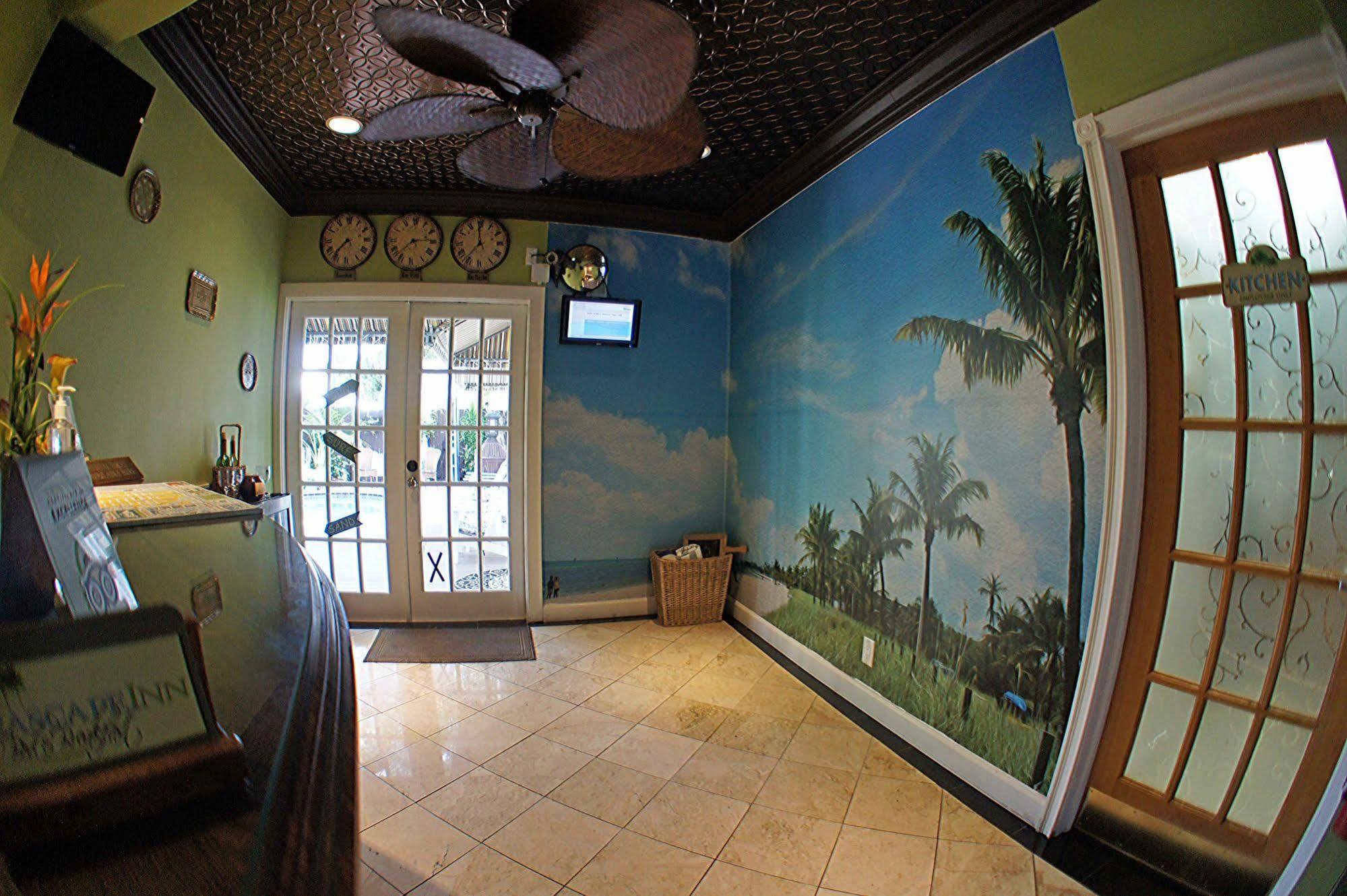 Seascape Tropical Inn Ки-Уэст Экстерьер фото
